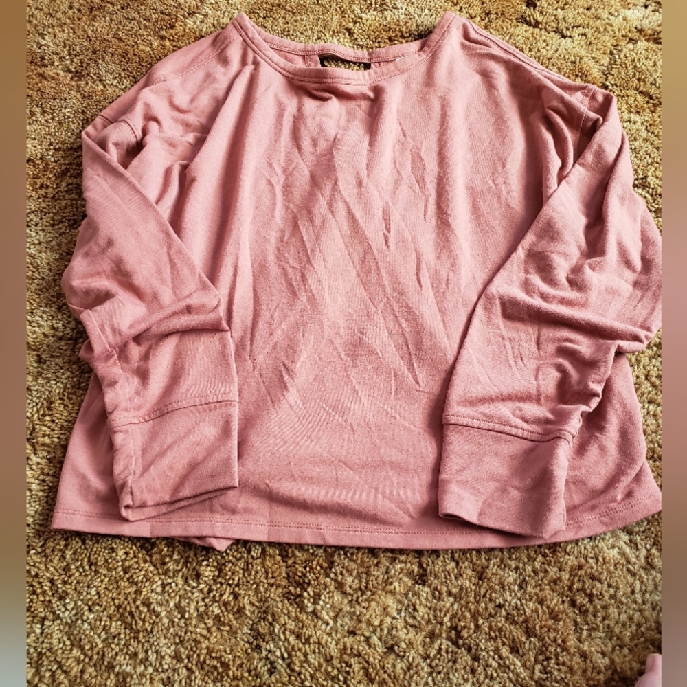 Old Navy top